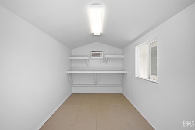 7501 El Roble Court, Bakersfield, CA 93309