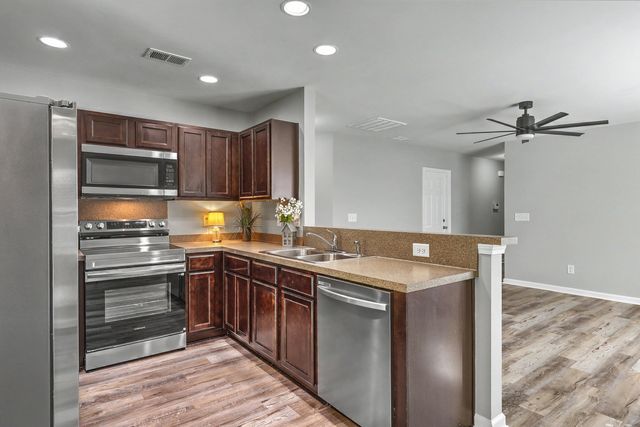 122 Brittondale Road, Summerville, SC 29485