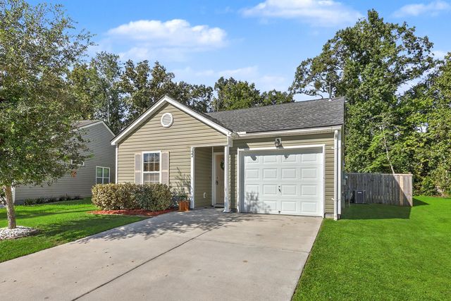 122 Brittondale Road, Summerville, SC 29485