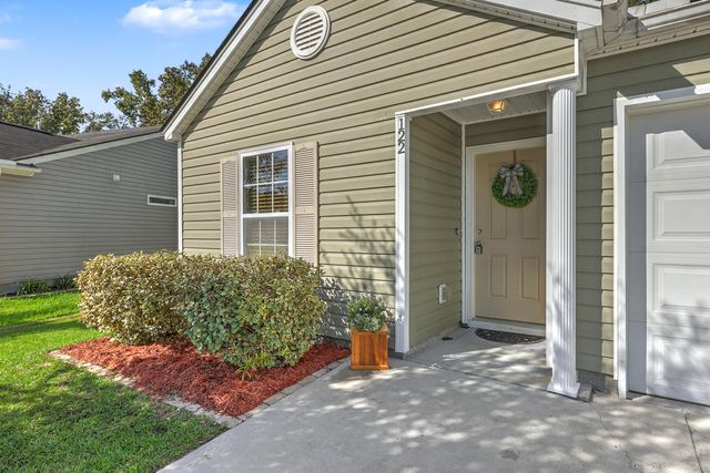 122 Brittondale Road, Summerville, SC 29485