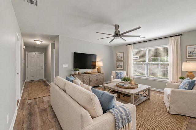 122 Brittondale Road, Summerville, SC 29485