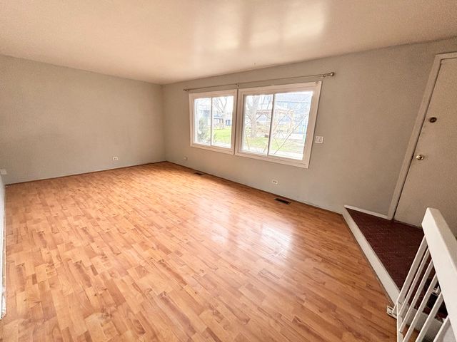 1373 Greenbrook Court, Hanover Park, IL 60133