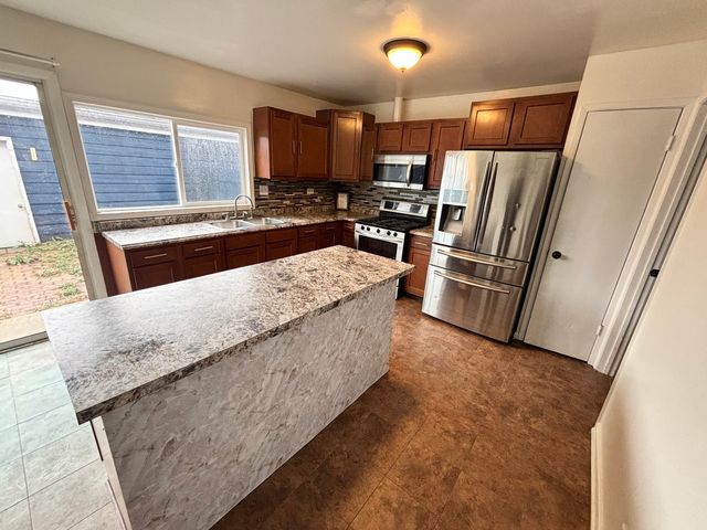 1373 Greenbrook Court, Hanover Park, IL 60133