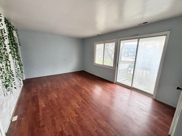 1373 Greenbrook Court, Hanover Park, IL 60133