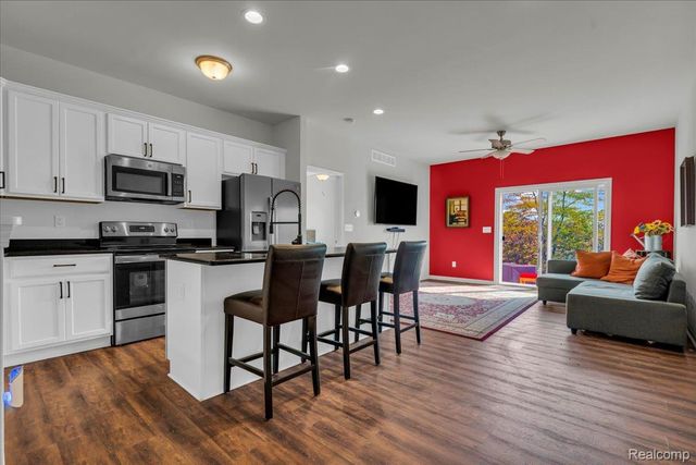 831 Plum Village Drive, Raisinville Township, MI 48161