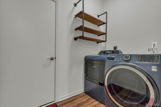 831 Plum Village Drive, Raisinville Township, MI 48161