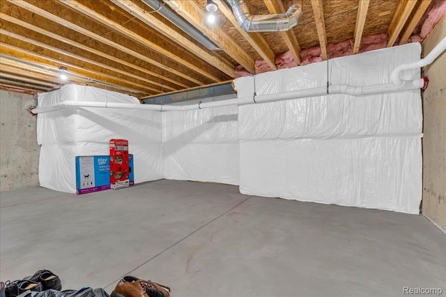 831 Plum Village Drive, Raisinville Township, MI 48161