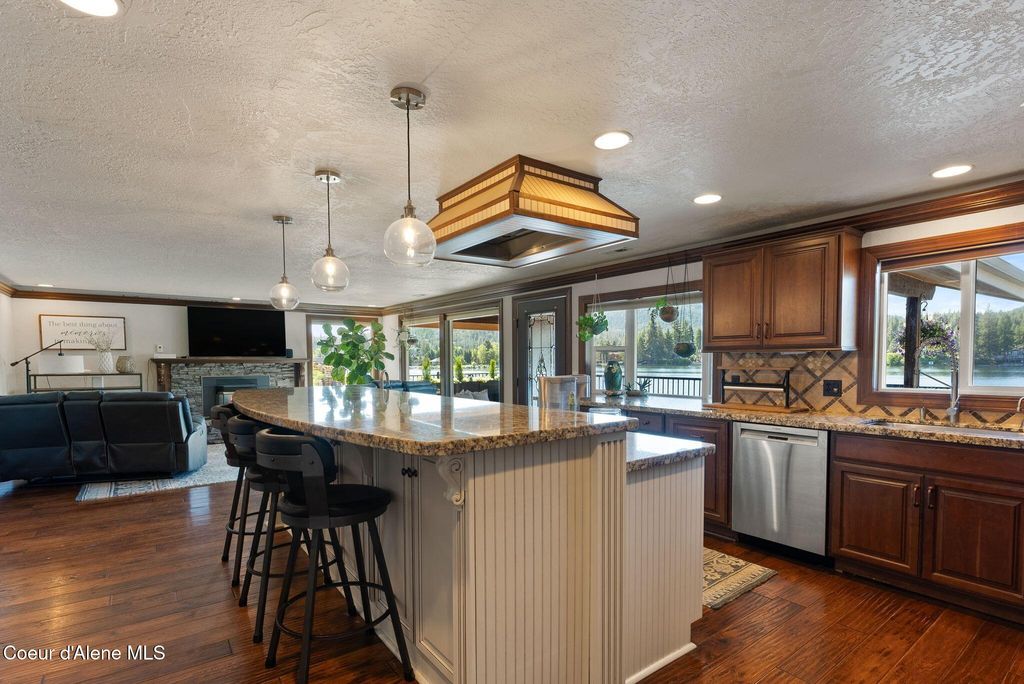 1926 E Rodkey Dr, Post Falls, ID 83854 photo 12