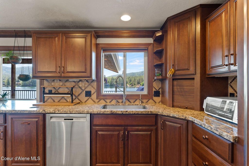 1926 E Rodkey Dr, Post Falls, ID 83854 photo 14