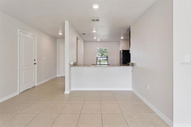 1601 ORNE STREET, Mascotte, FL 34753