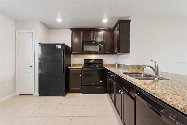 1601 ORNE STREET, Mascotte, FL 34753
