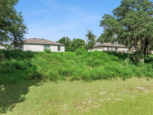 1601 ORNE STREET, Mascotte, FL 34753