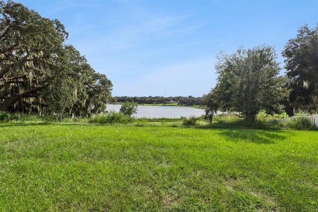 1601 ORNE STREET, Mascotte, FL 34753