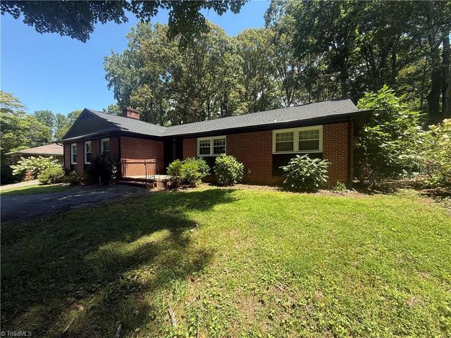 2651 Green crest Drive, Winston-salem, NC 27106