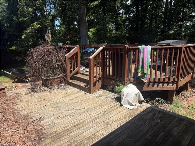 2651 Green crest Drive, Winston-salem, NC 27106