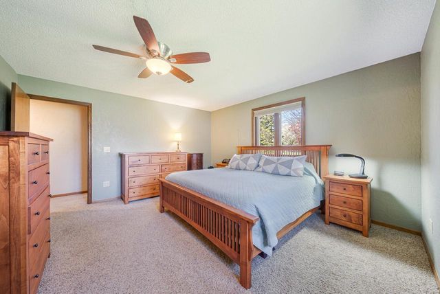670 S 5TH AVENUE, Winneconne, WI 54986