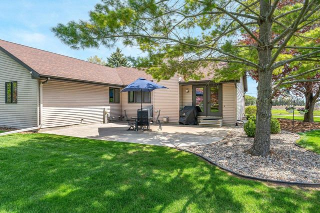 670 S 5TH AVENUE, Winneconne, WI 54986