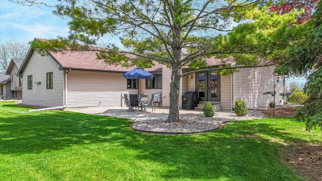 670 S 5TH AVENUE, Winneconne, WI 54986