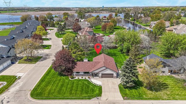 670 S 5TH AVENUE, Winneconne, WI 54986