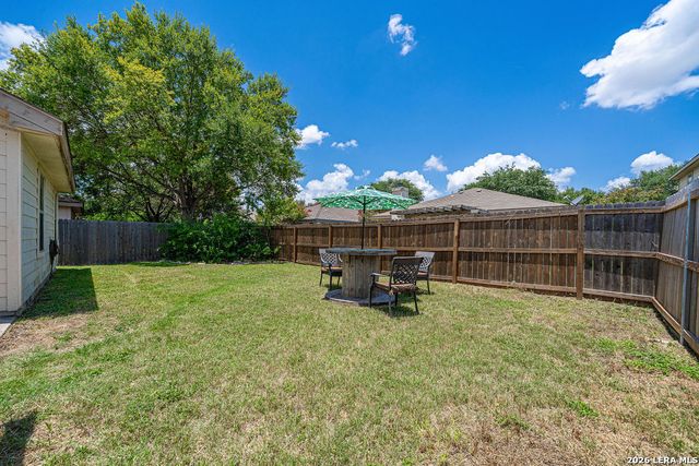 9115 PUMPKIN RDG, Selma, TX 78154