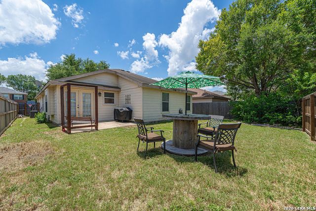 9115 PUMPKIN RDG, Selma, TX 78154