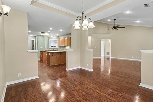 4360 W New Bridge Road, Fayetteville, AR 72704