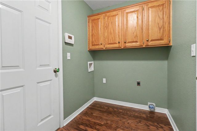 4360 W New Bridge Road, Fayetteville, AR 72704