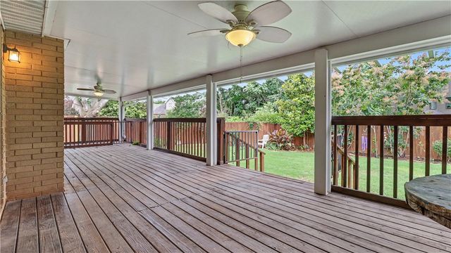 4360 W New Bridge Road, Fayetteville, AR 72704