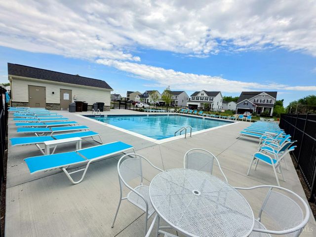 2360 Streamside Drive, Batavia, OH 45103