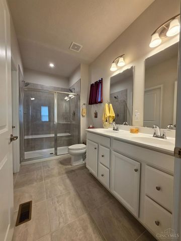 2360 Streamside Drive, Batavia, OH 45103
