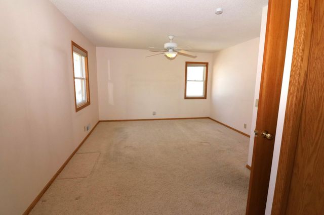 141 Strese Lane, Apple Valley, MN 55124