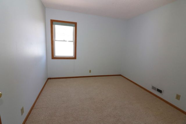 141 Strese Lane, Apple Valley, MN 55124