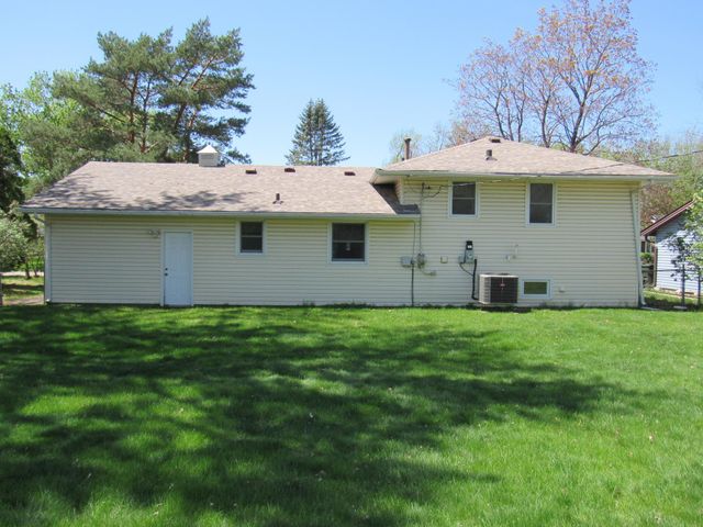 141 Strese Lane, Apple Valley, MN 55124