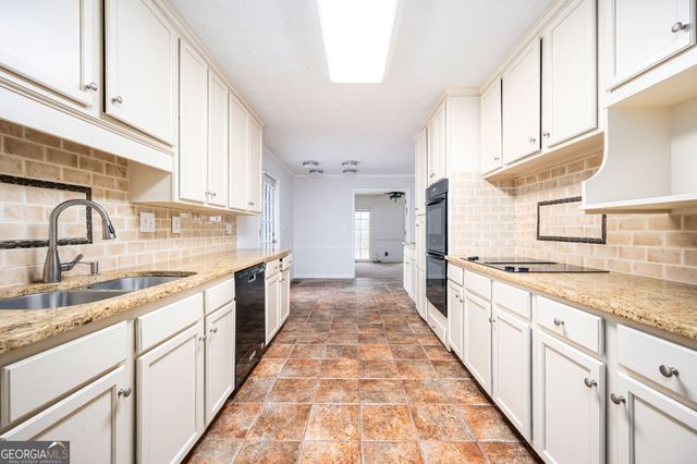 1369 Jody Lane NE, Atlanta, GA 30329