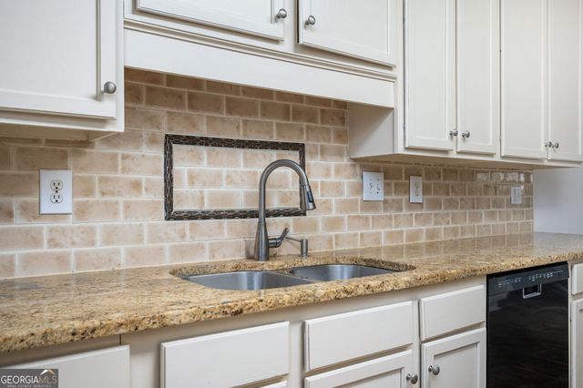 1369 Jody Lane NE, Atlanta, GA 30329