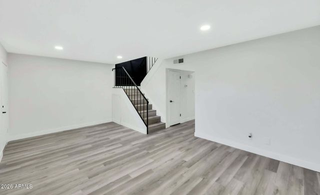 4818 W ROSE Lane, Glendale, AZ 85301