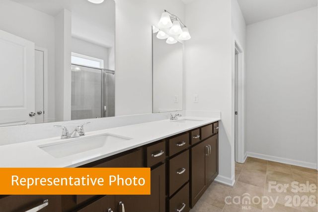 908 Rowe Crossing Drive, Newton, NC 28658