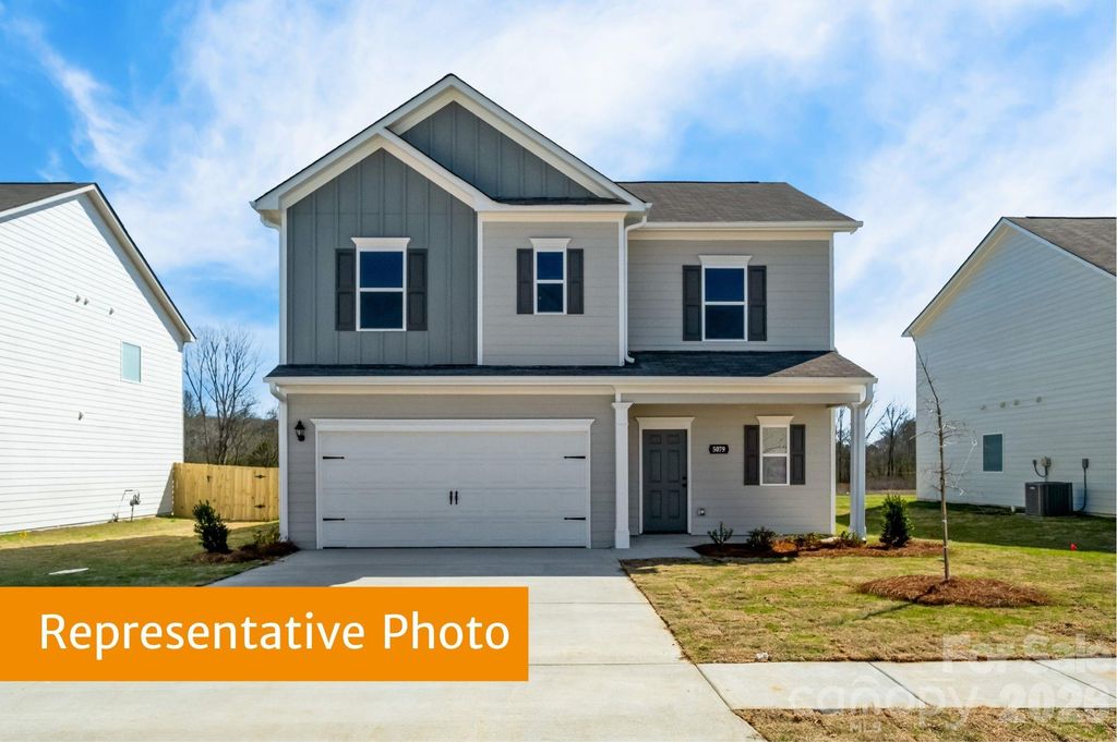 908 Rowe Crossing Drive, Newton, NC 28658