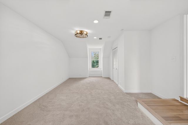 614 Estes Rd, Nashville, TN 37215
