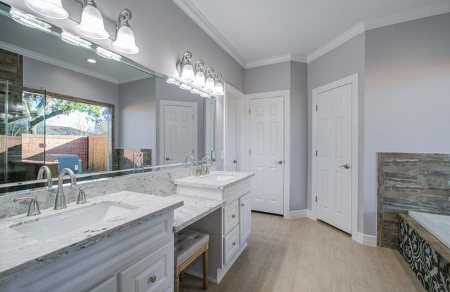 4202 Creek Ridge Lane, Missouri City, TX 77459