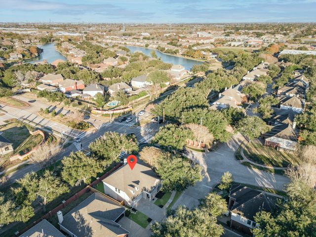 4202 Creek Ridge Lane, Missouri City, TX 77459