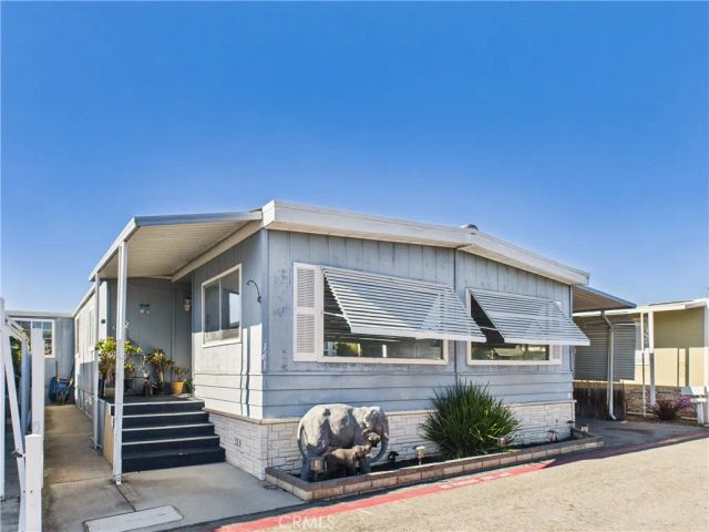 20701 Beach 161, Huntington Beach, CA 92648
