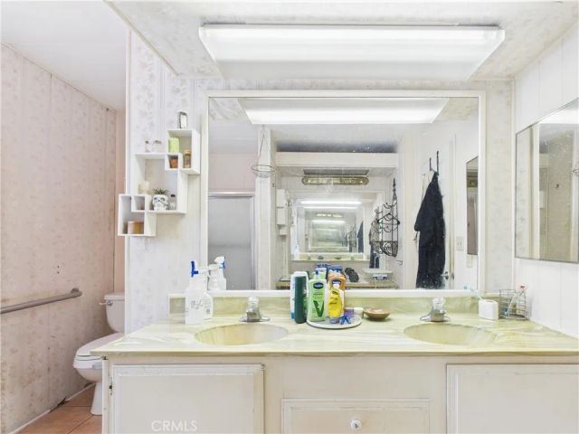 20701 Beach 161, Huntington Beach, CA 92648