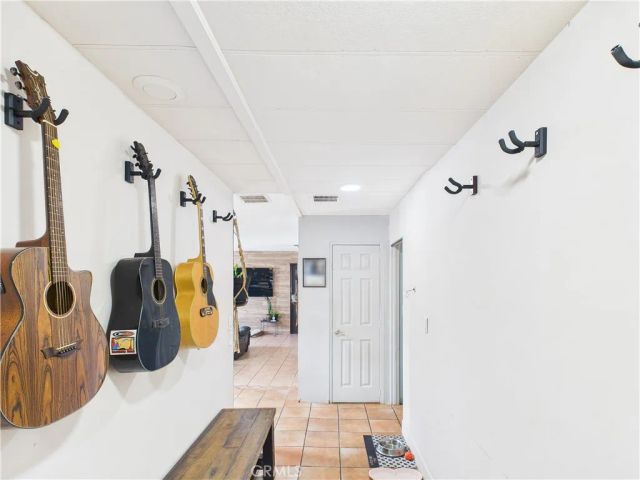 20701 Beach 161, Huntington Beach, CA 92648