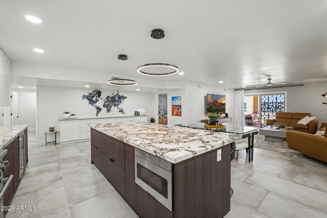 8725 E VIA DE DORADO --, Scottsdale, AZ 85258