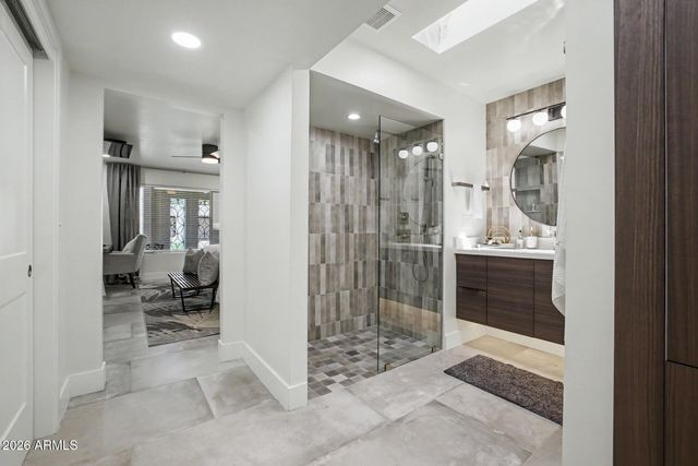 8725 E VIA DE DORADO --, Scottsdale, AZ 85258