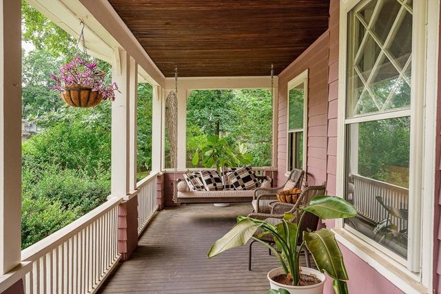 25 Bradford Rd, Newton, MA 02461