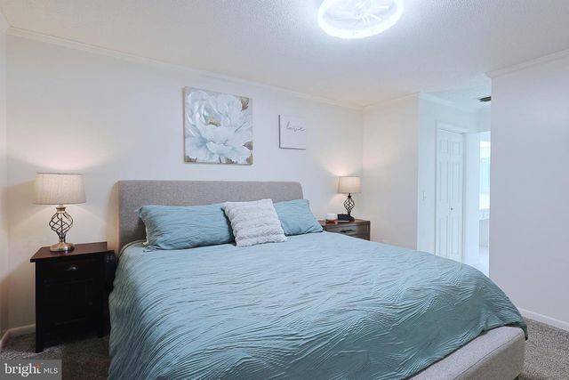 250 WHIPPOORWILL DR, Romney, WV 26757