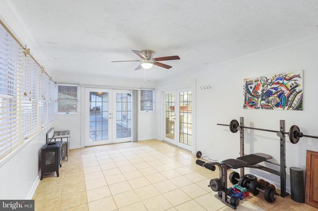 250 WHIPPOORWILL DR, Romney, WV 26757