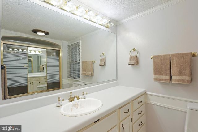 250 WHIPPOORWILL DR, Romney, WV 26757